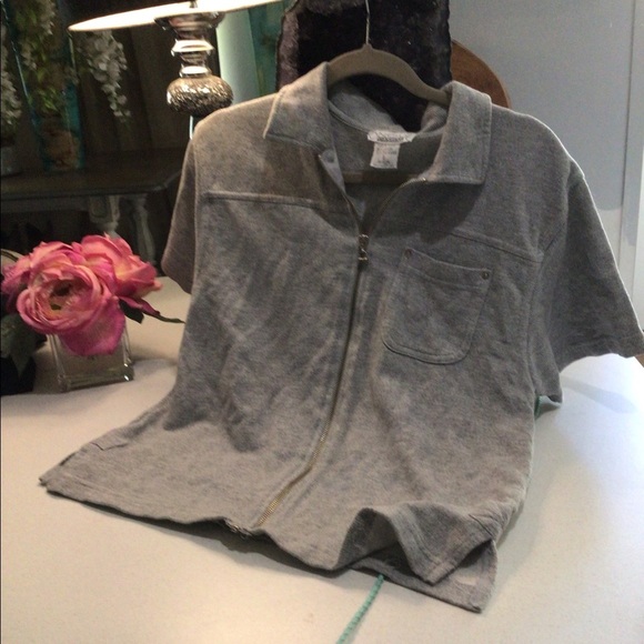 Onque Casuals Tops - Grey top, free with purchase